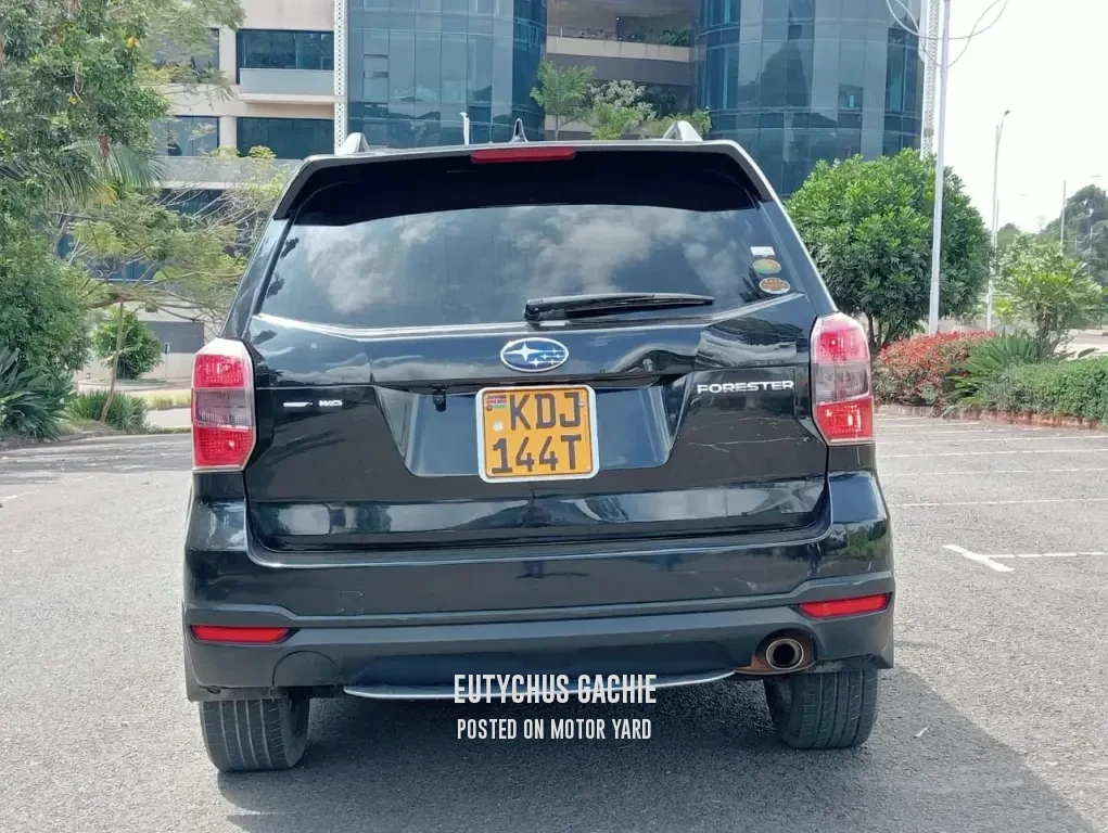 Subaru Forester 2015 Black