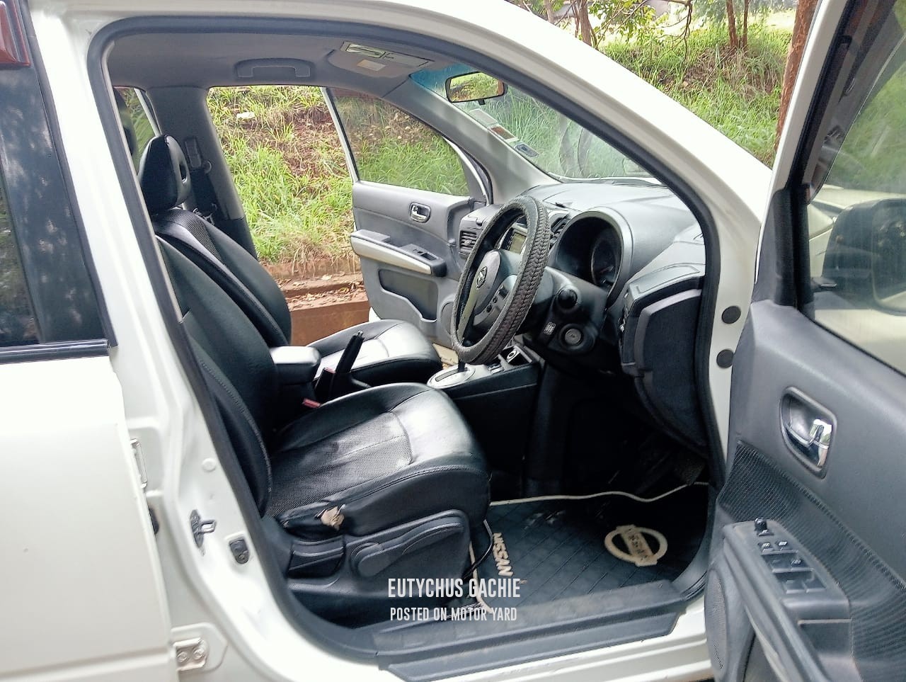 Nissan Xtrail 2010 White