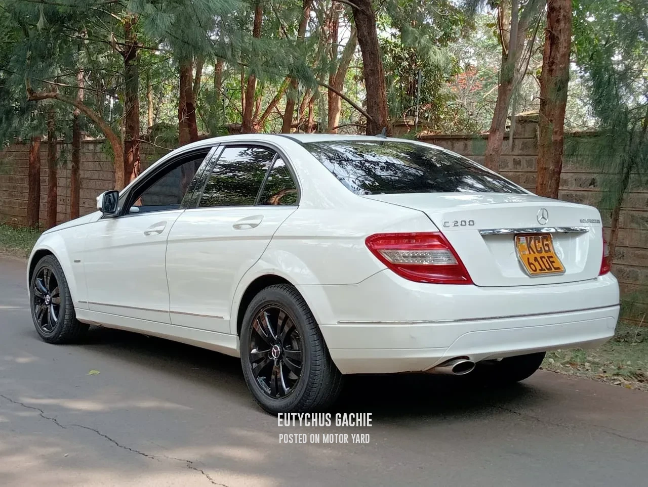 Mercedes-Benz C200 2009 White