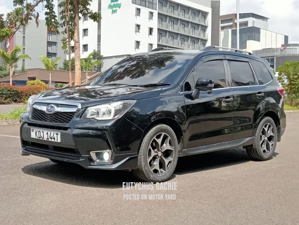 Subaru Forester 2015 Black