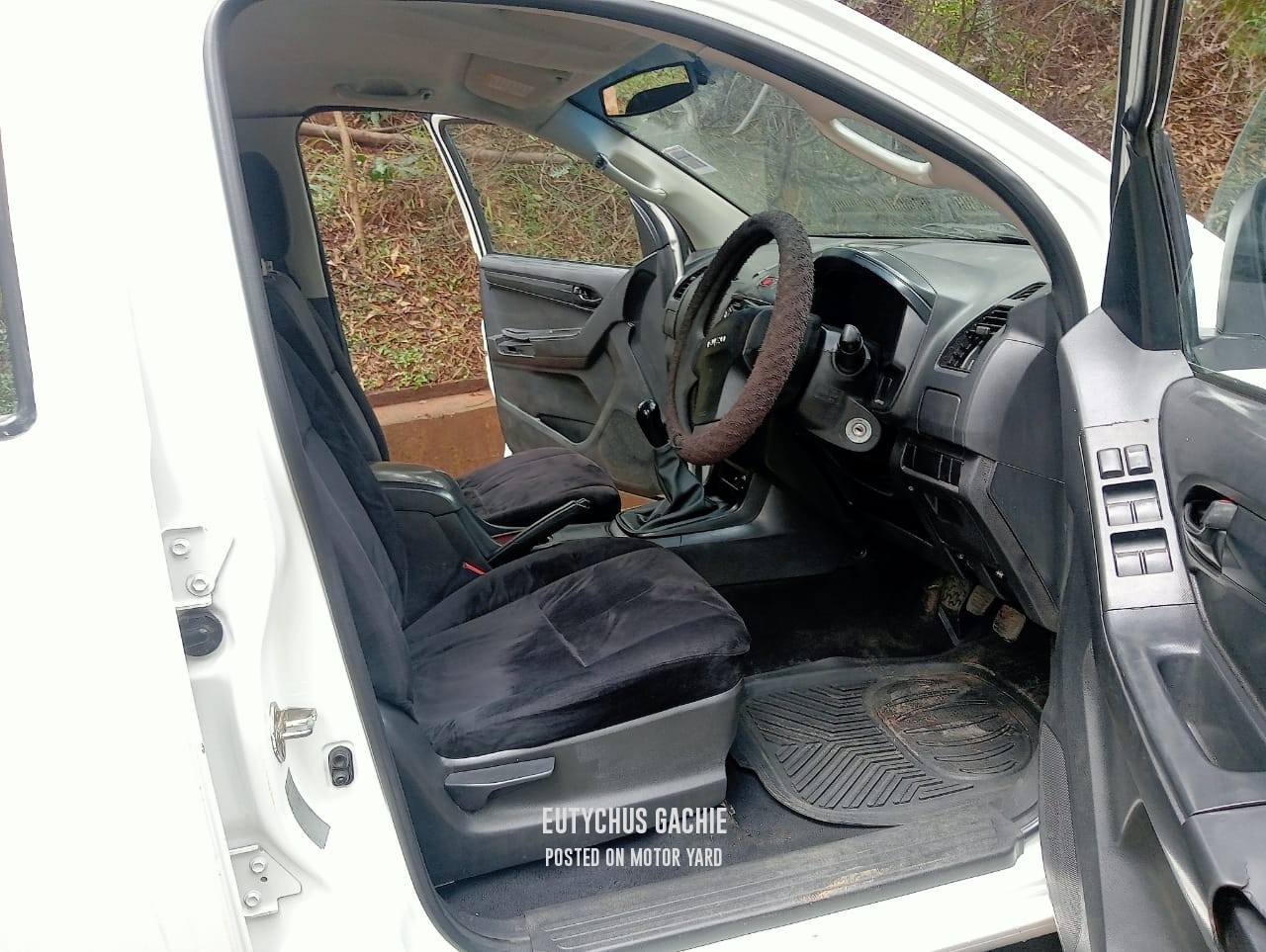 Isuzu D-Max 2014 White