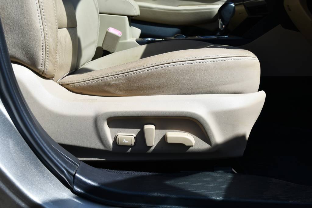 Subaru Outback 2016 Grey