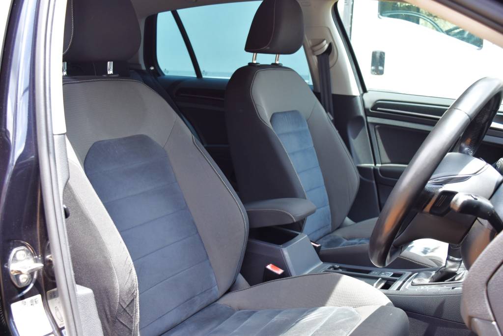 Volkswagen Golf 2017 Black