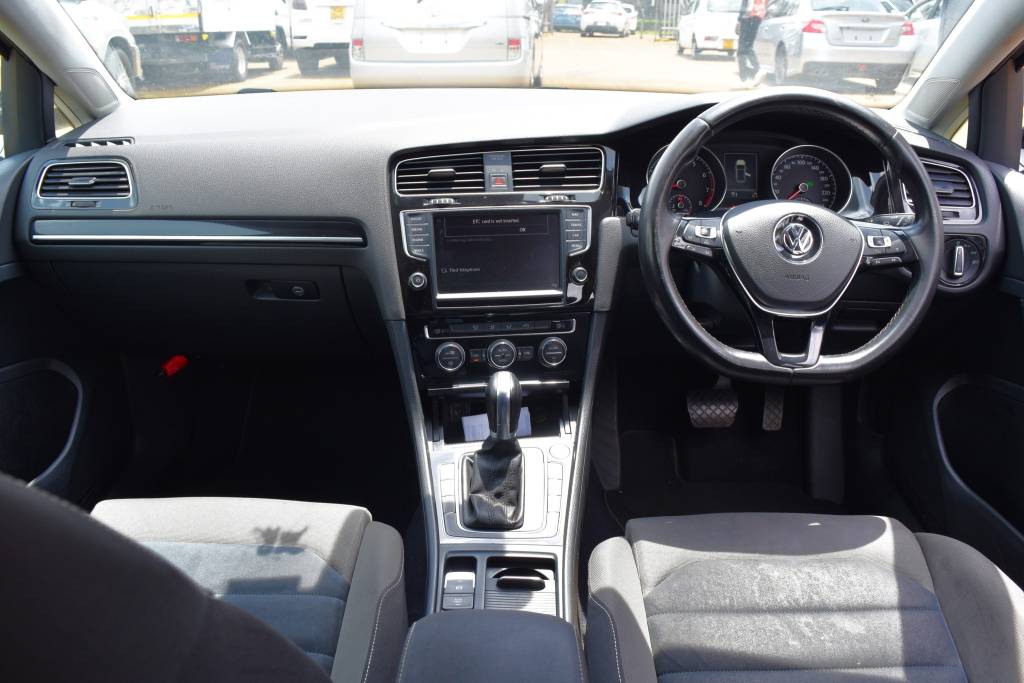 Volkswagen Golf 2017 Black