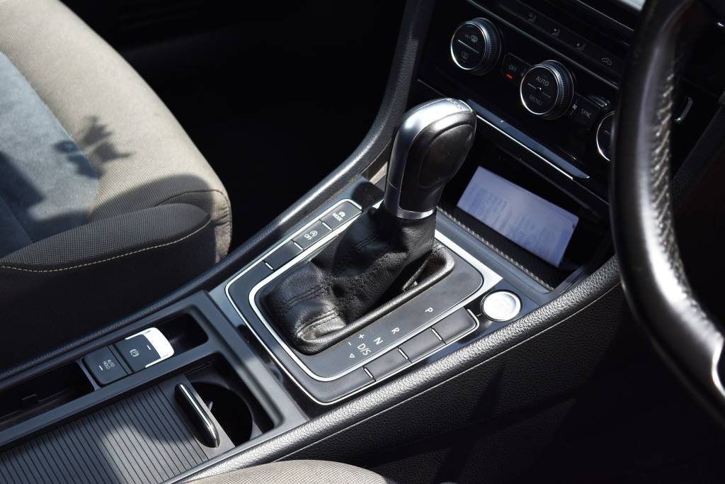 Volkswagen Golf 2017 Black