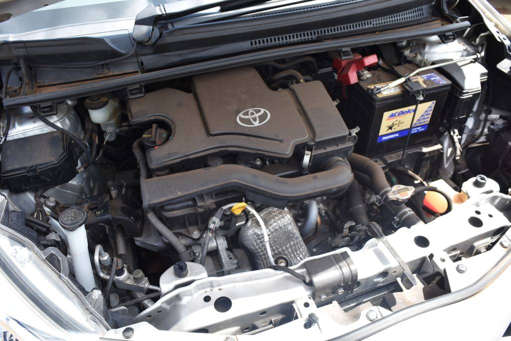 Toyota Vitz 2017 Grey