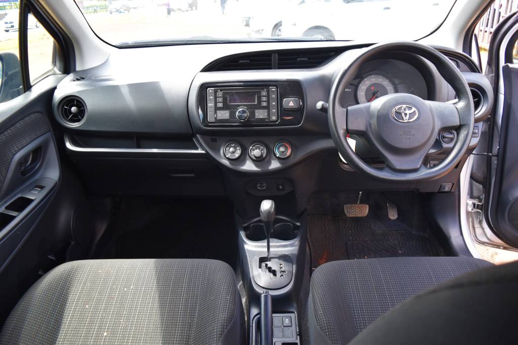 Toyota Vitz 2017 Grey