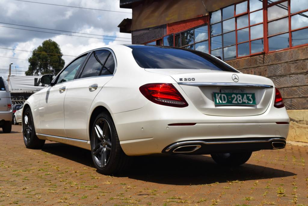 Mercedes-Benz E200 2019 White
