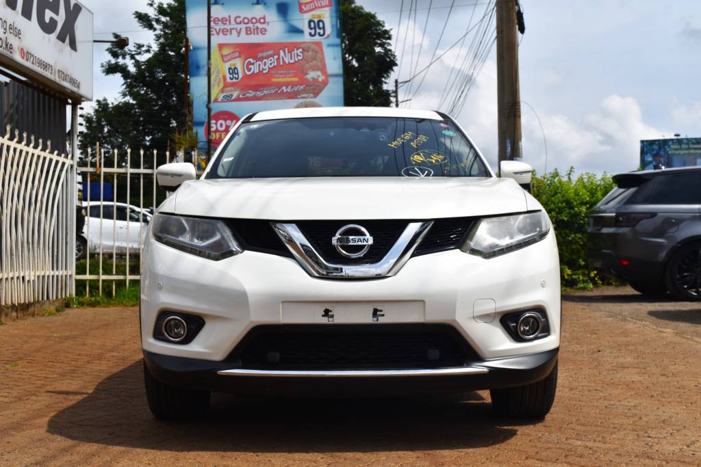 Nissan Xtrail 2017 White