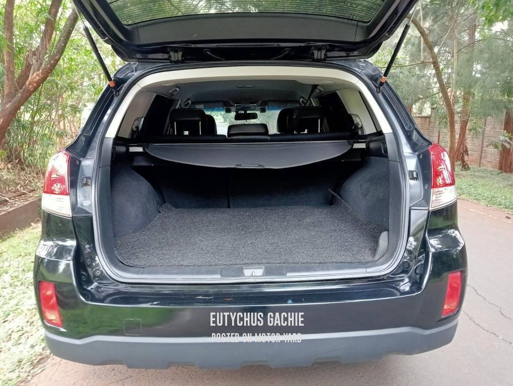 Subaru Outback 2010 Black