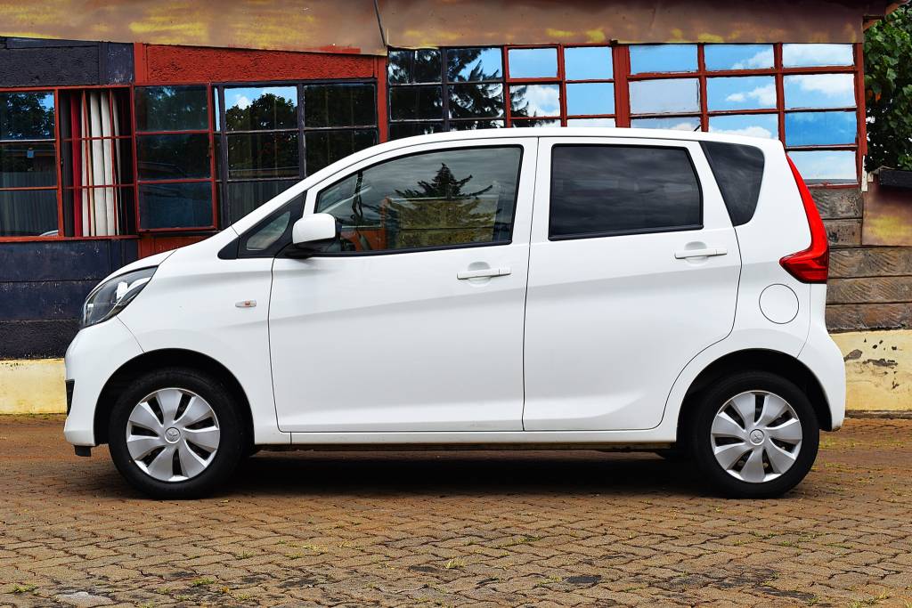 Mitsubishi eK Wagon 2018 White