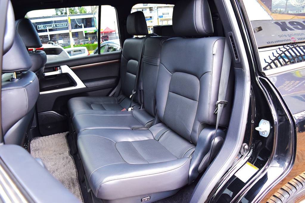 Toyota Land Cruiser 2018 Black