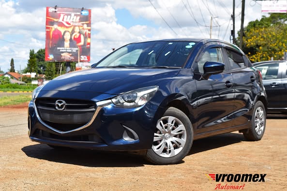 Mazda Demio 2017 Blue