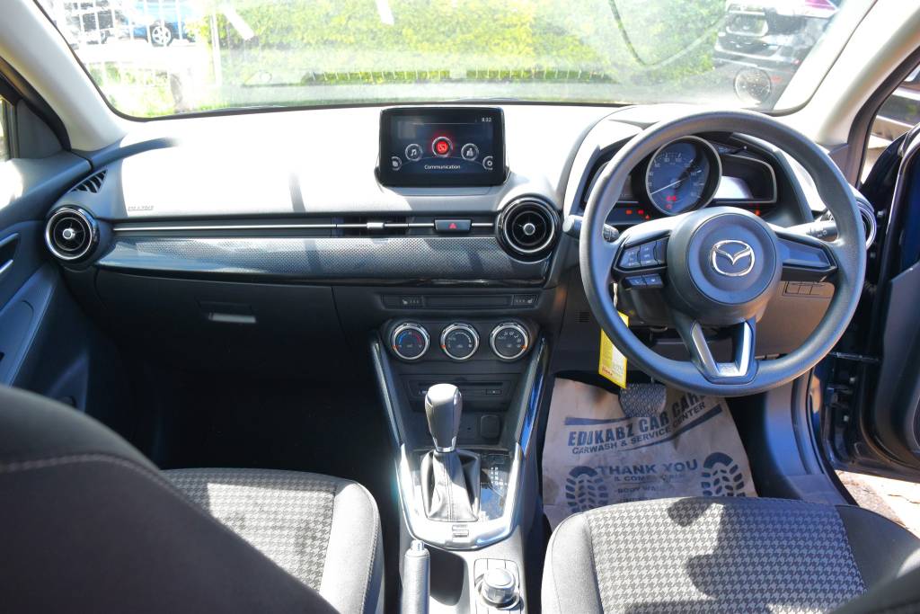 Mazda Demio 2017 Blue