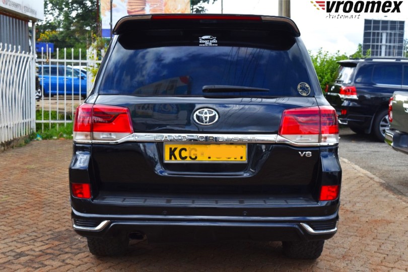 Toyota Land Cruiser 2015 Black