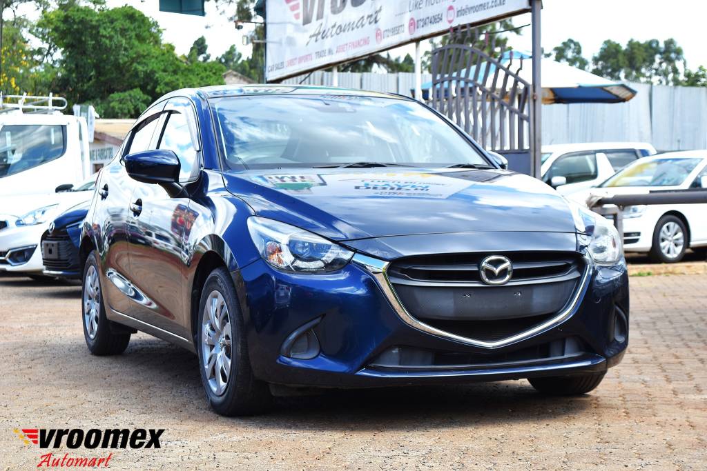 Mazda Demio 2017 Blue