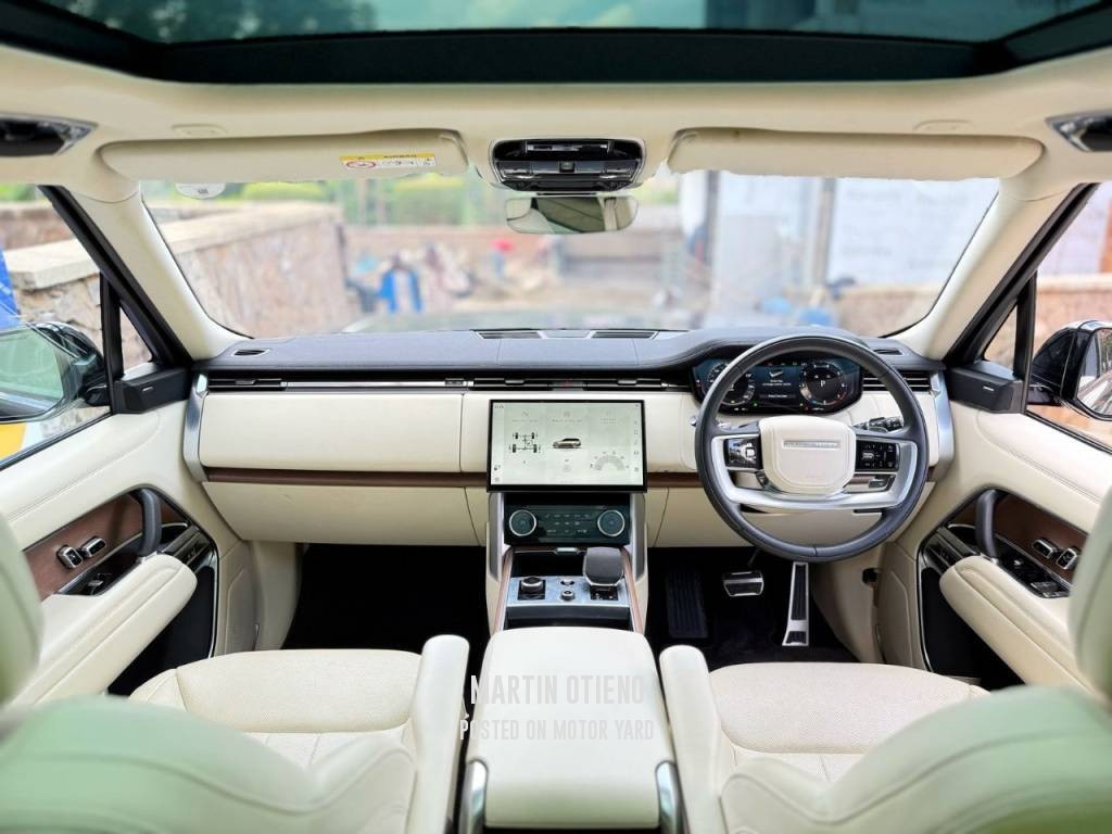 Range Rover Vogue 2023 Grey