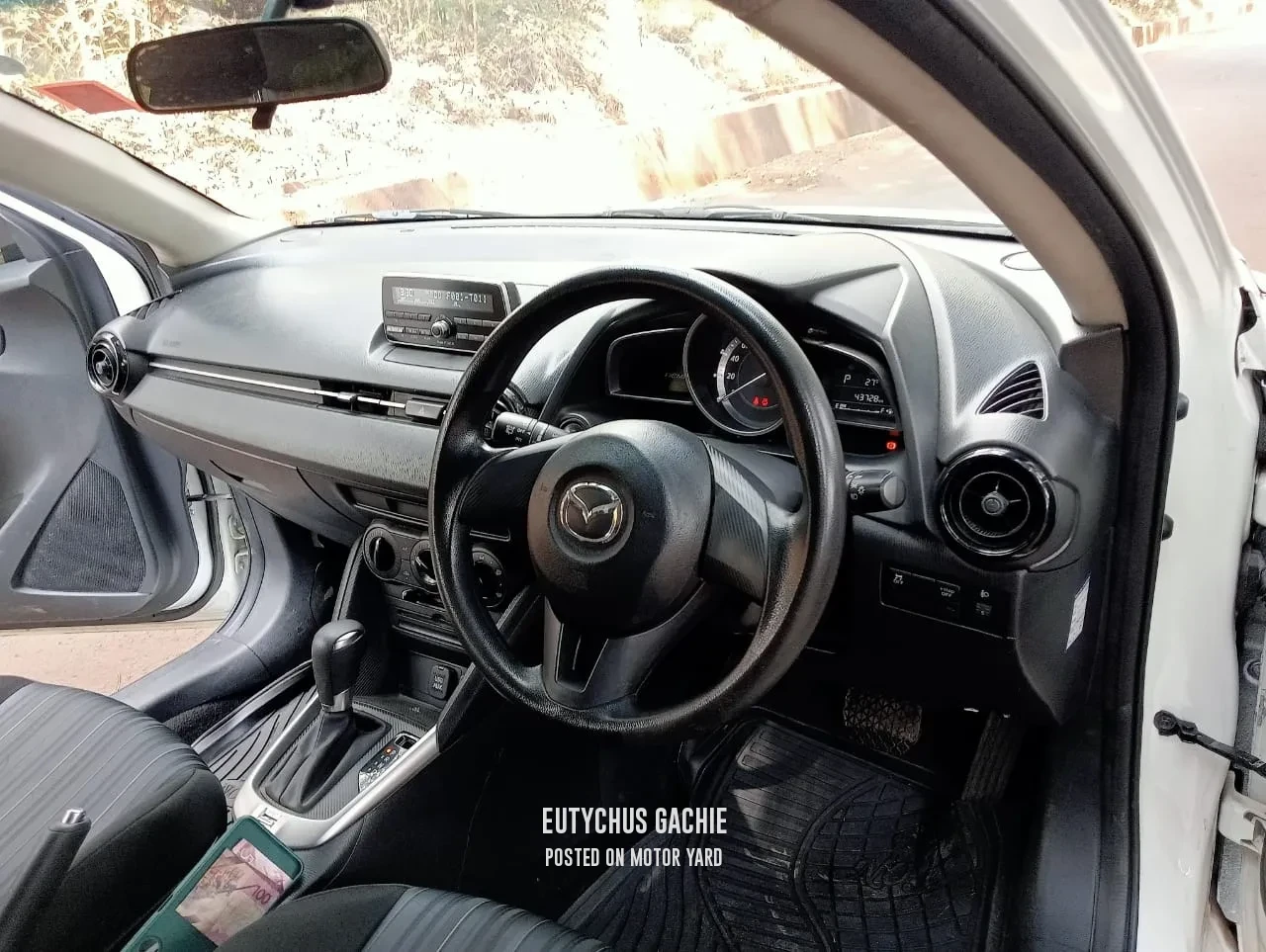 Mazda Demio 2016 White