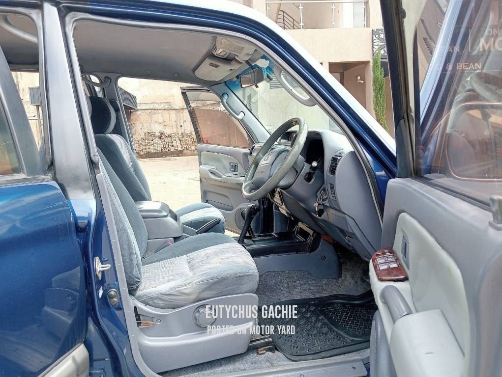 Toyota Land Cruiser Prado 2001 Blue