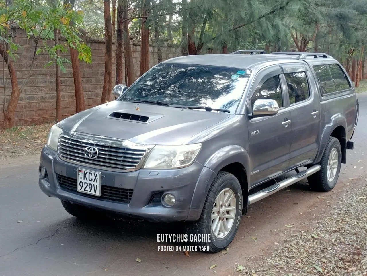Toyota Hilux Vigo D/Cab 2012 Silver