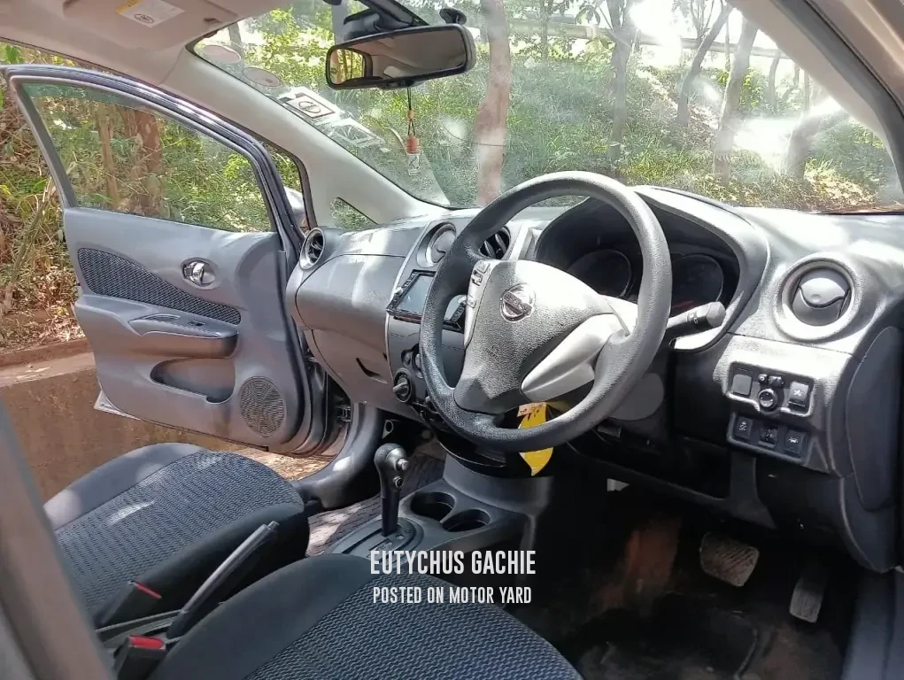 Nissan Note 2015 Grey