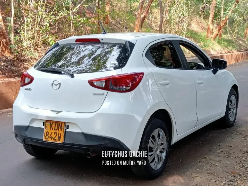 Mazda Demio 2016 White