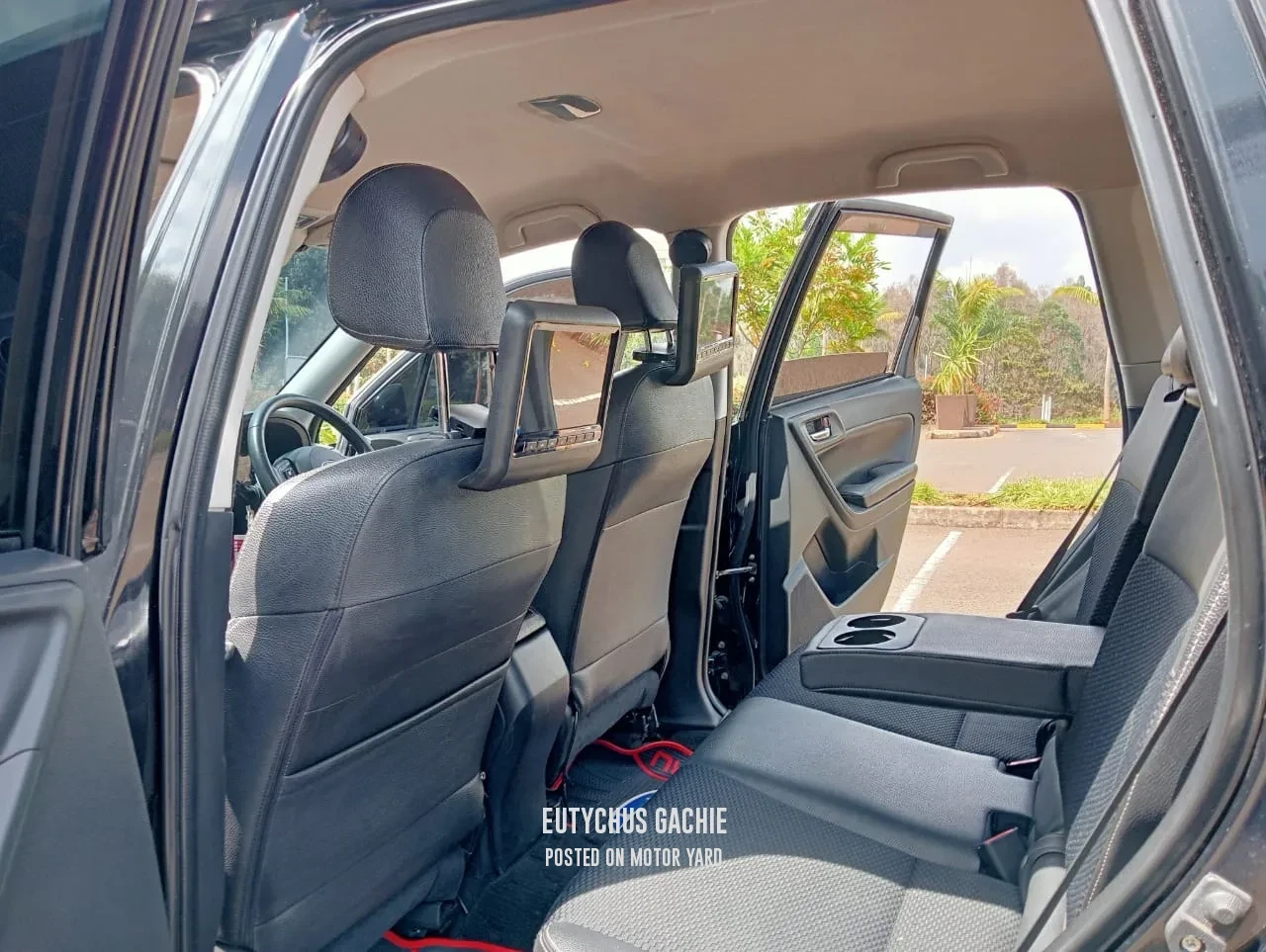 Subaru Forester 2015 Black