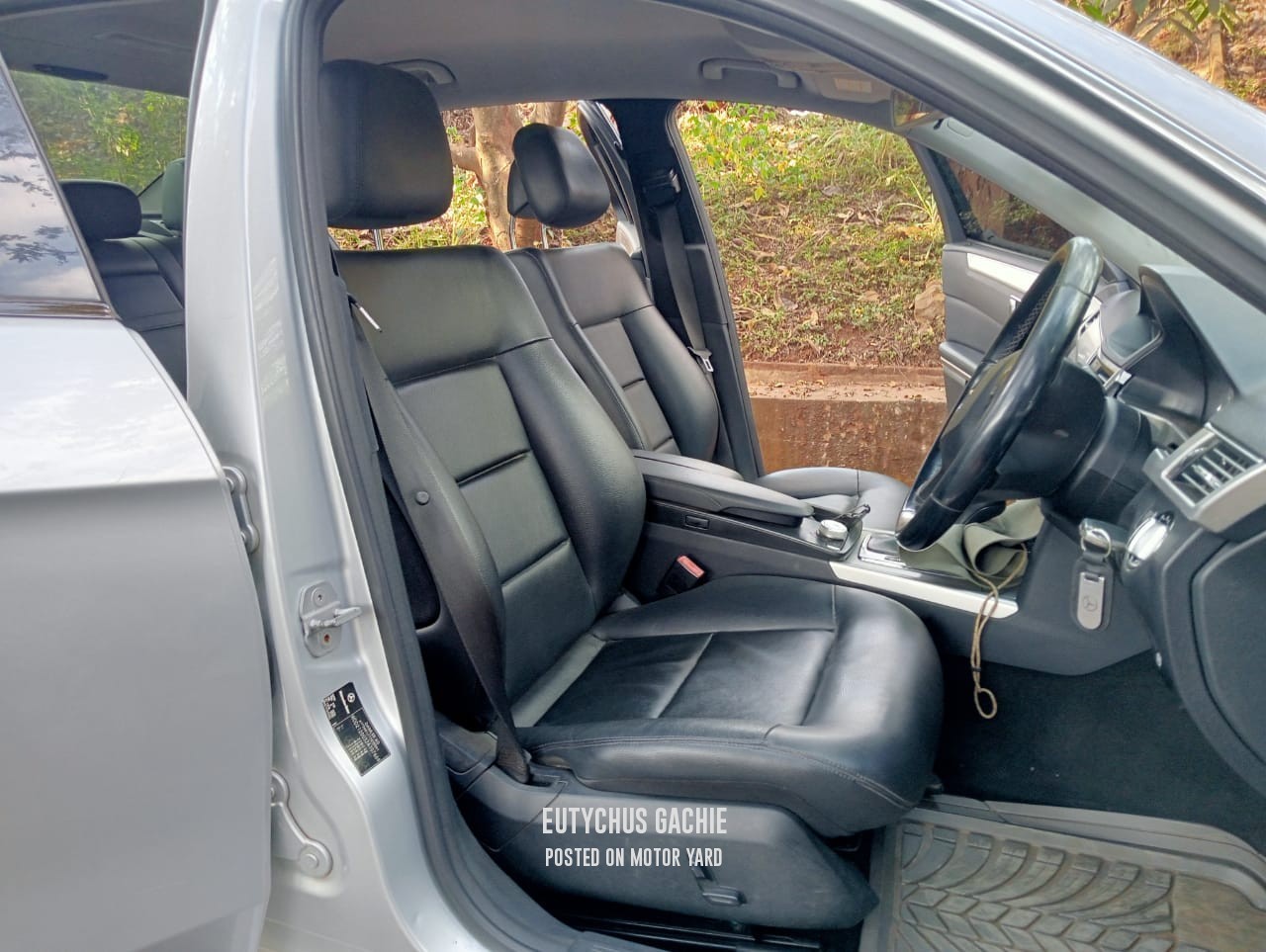 Mercedes-Benz E250 2010 Silver