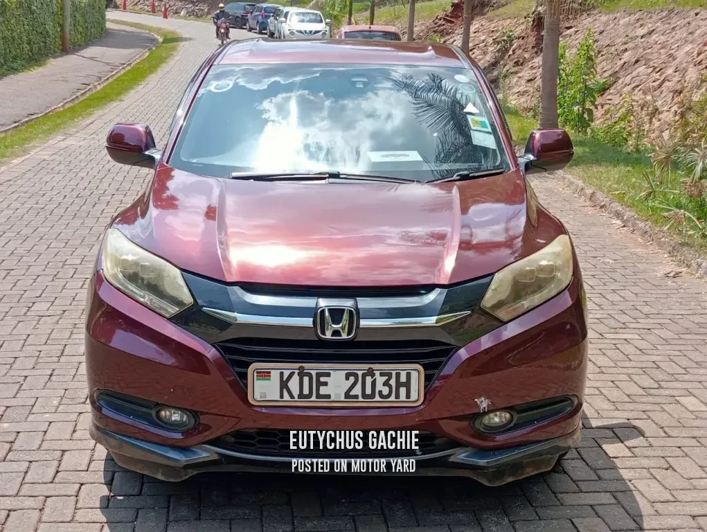 Honda Vezel 2014 Maroon