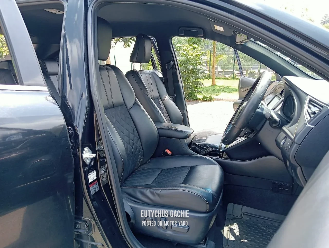 Toyota Harrier 2016 Black