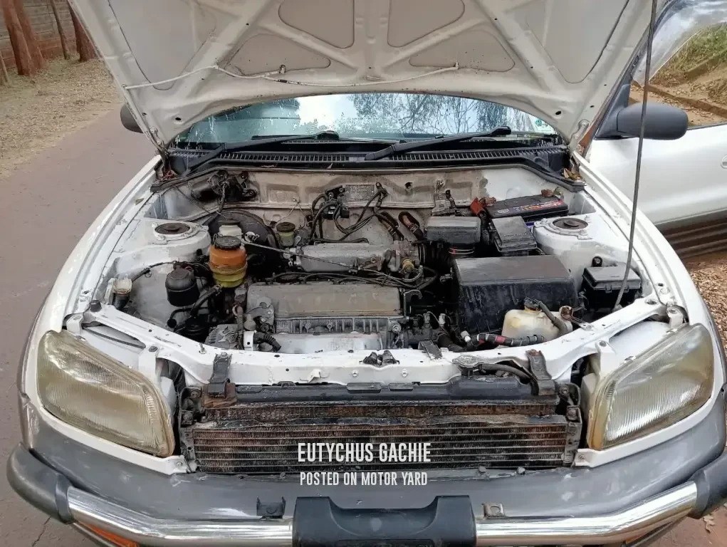 Toyota Rav4 2000 White