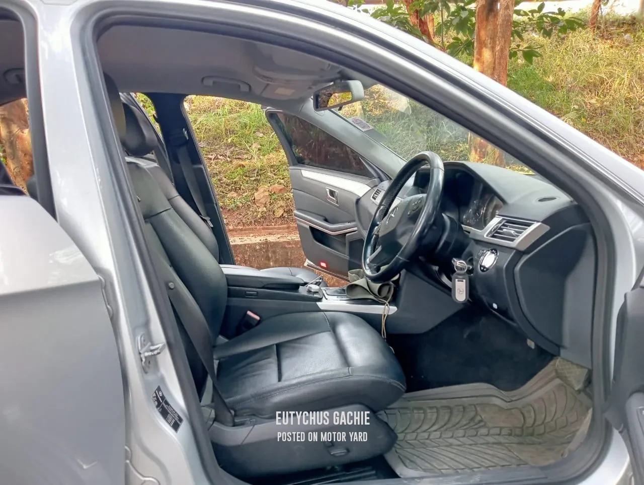 Mercedes-Benz E250 2010 Silver