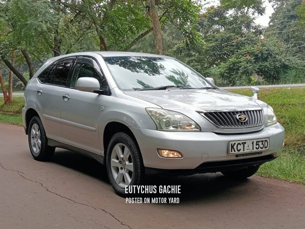 Toyota Harrier 2011 Silver
