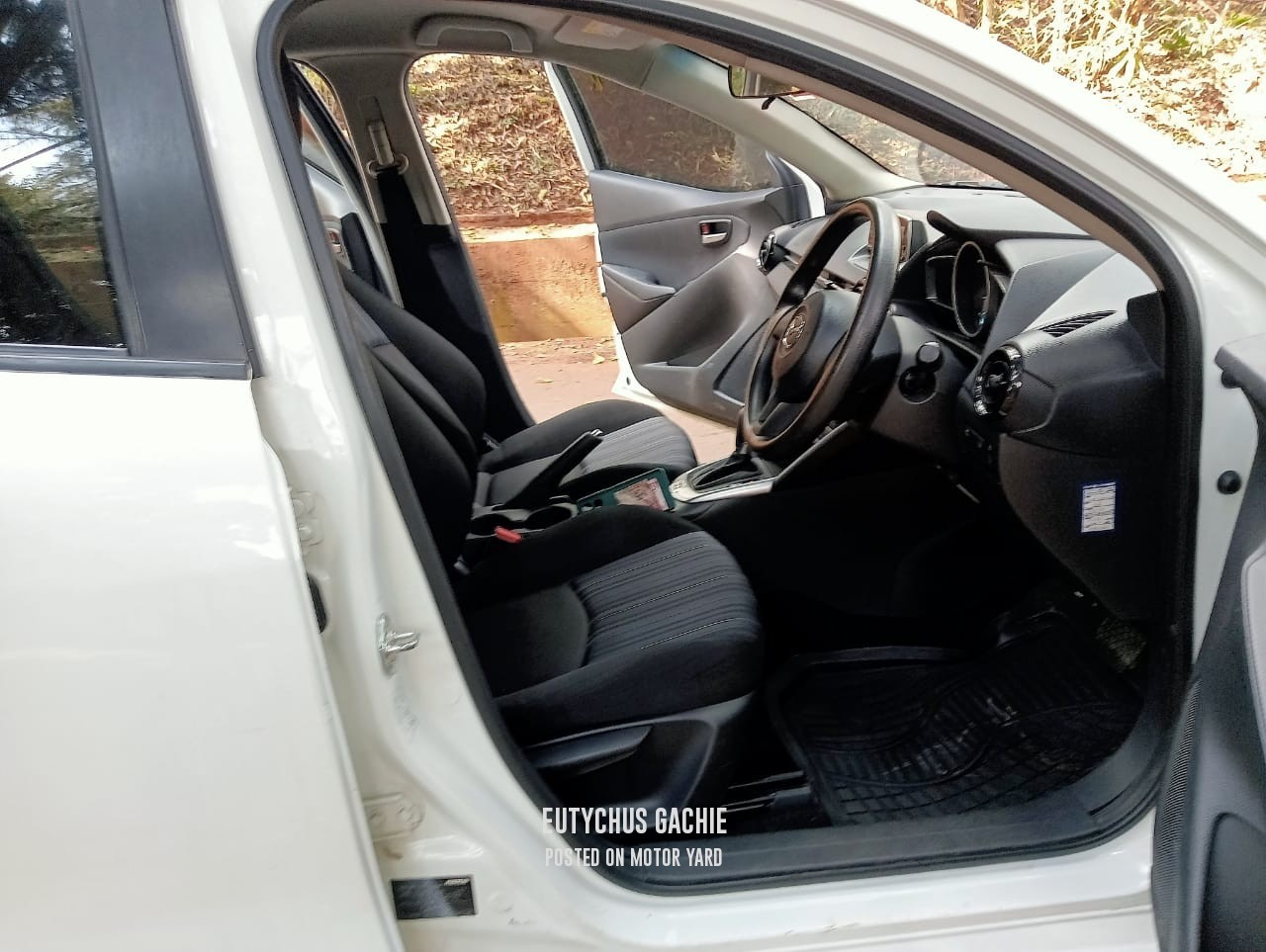 Mazda Demio 2016 White