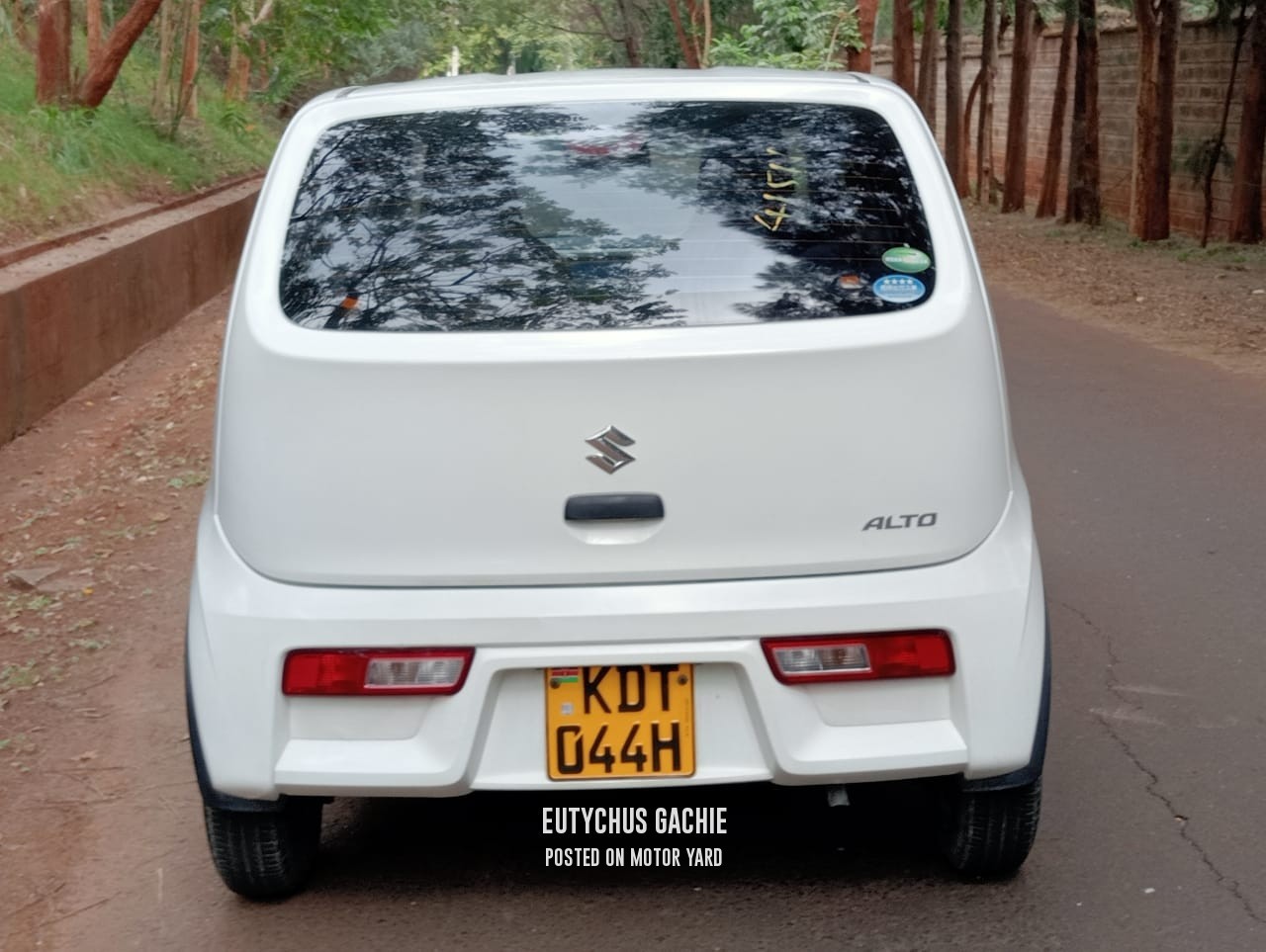 Suzuki Alto 2018 White