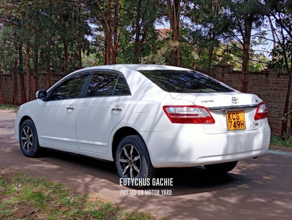Toyota Premio 2012 White