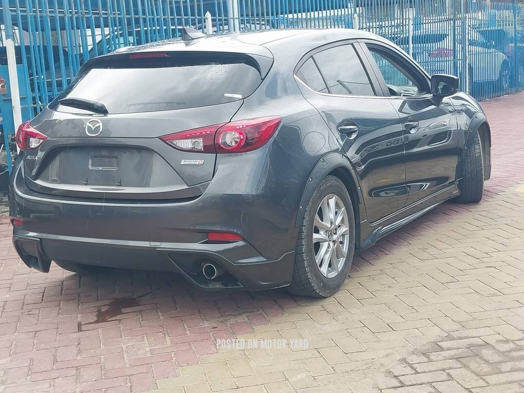 Mazda Axela 2017 Black
