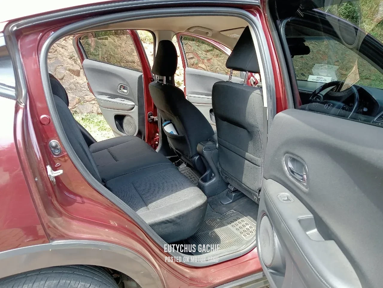 Honda Vezel 2014 Maroon