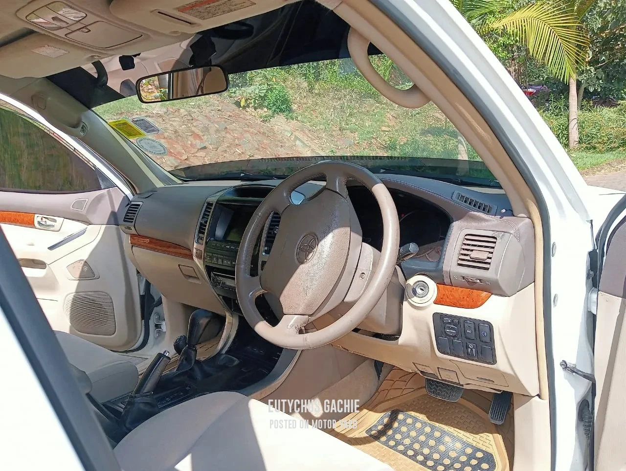 Toyota Land Cruiser Prado J120 2006 White