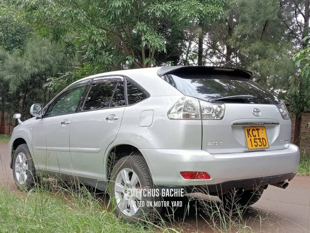 Toyota Harrier 2011 Silver