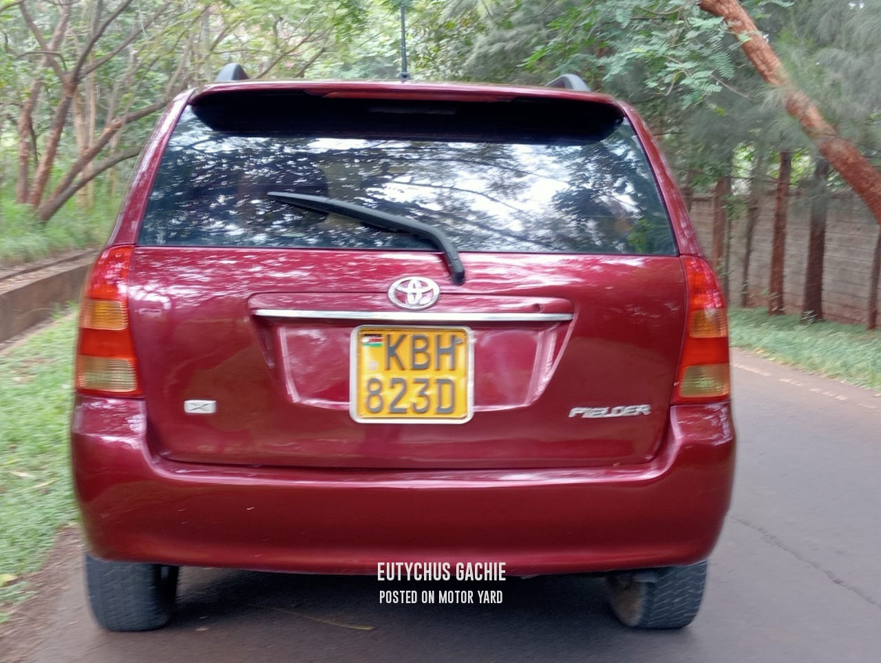 Toyota Fielder 2002 Red