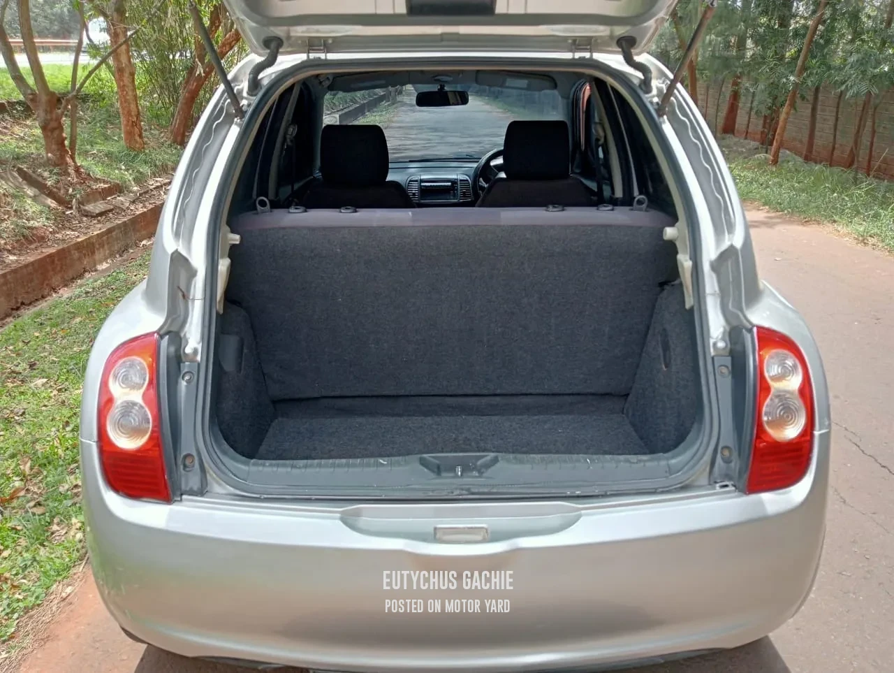 Nissan March 2009 Silver