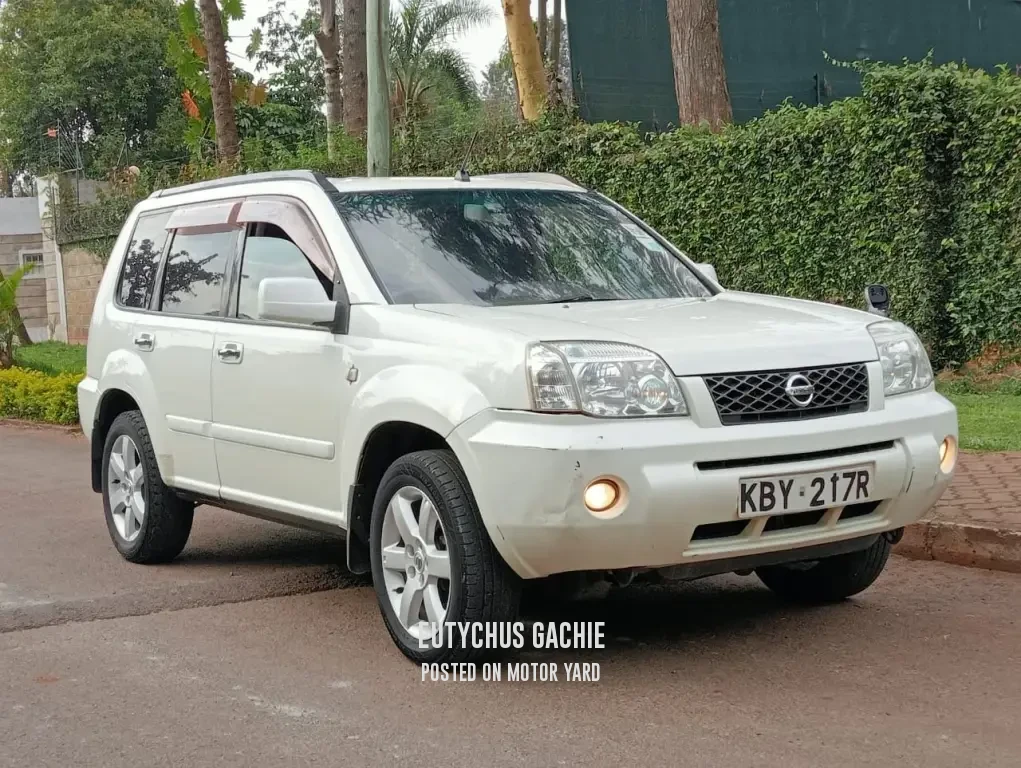 Nissan Xtrail 2007 White