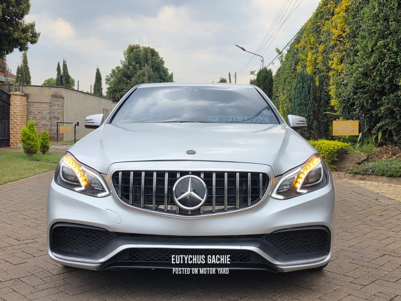 Mercedes-Benz E250 2011 Grey