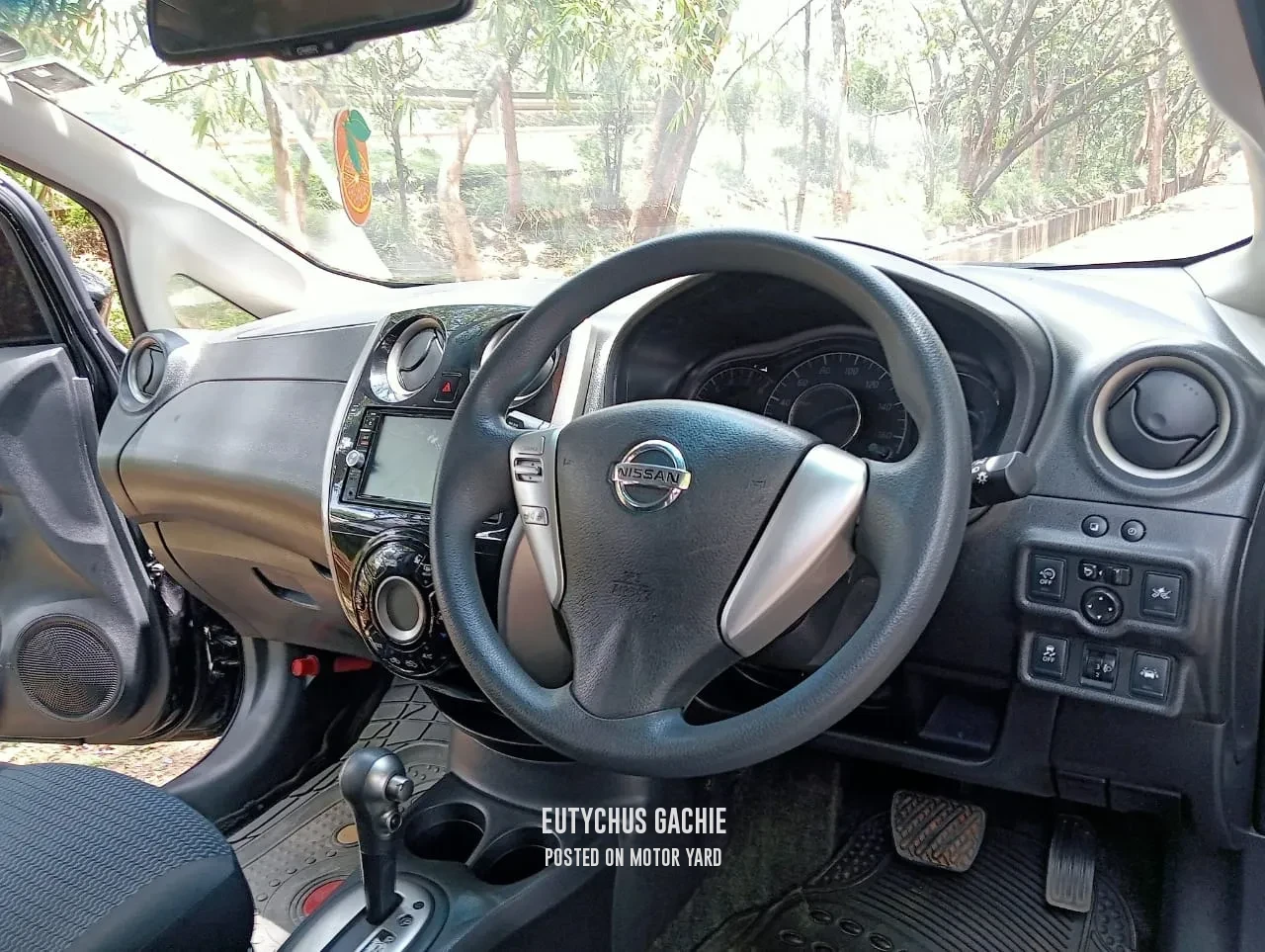 Nissan Note 2015 Black