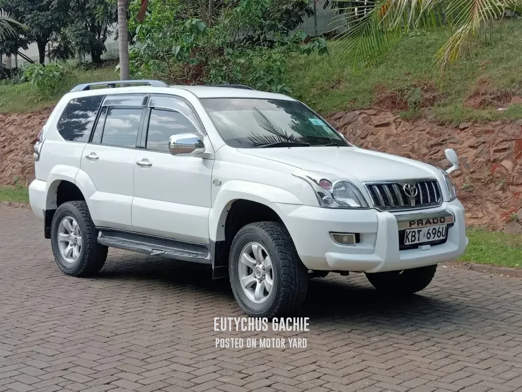 Toyota Land Cruiser Prado J120 2006 White