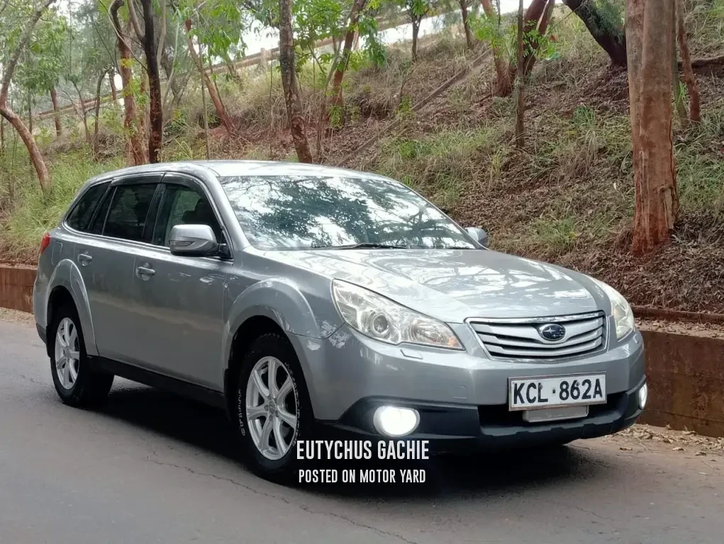 Subaru Outback 2016 Silver