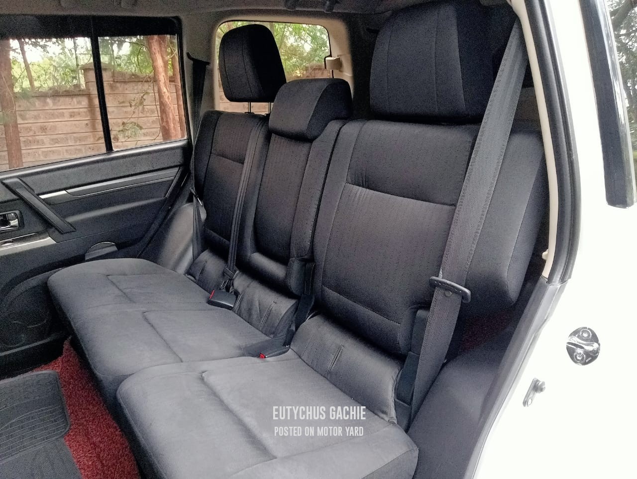 Mitsubishi Pajero Di-D 2014 Grey