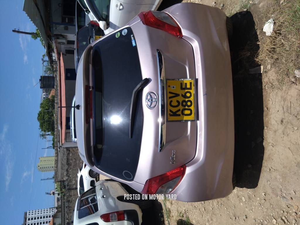Toyota Vitz 2012 Pink