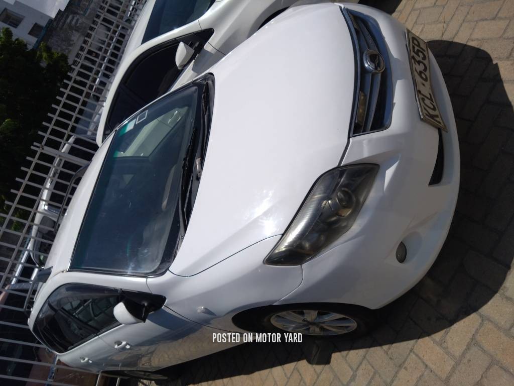 Toyota Fielder 2012 Pearl